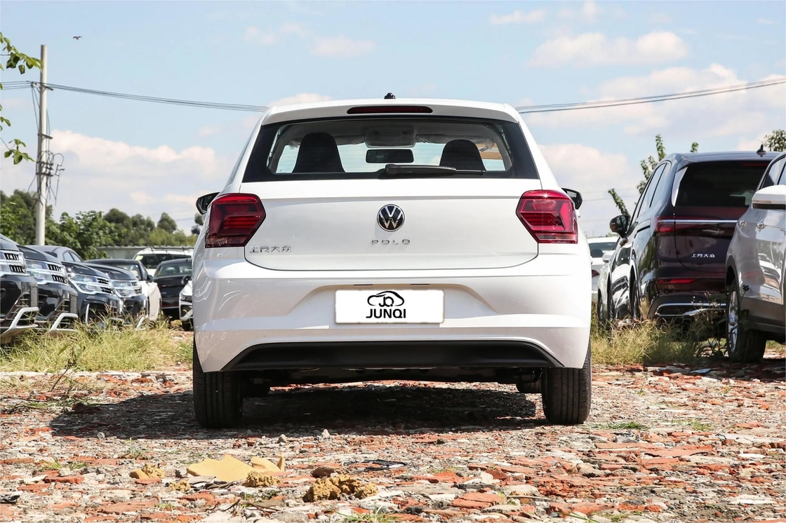 1.5L Βενζίνη για ενήλικες Volkswagen POLO αυτοκίνητο με μέγιστη ταχύτητα 185km / h