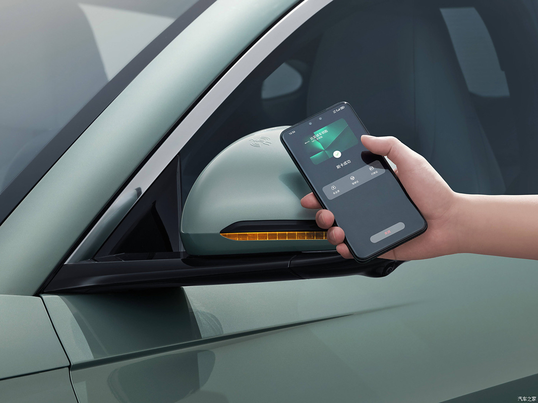 Μέγιστη ταχύτητα 180km/h BYD Electric Car Seal 06 μεσαίου μεγέθους Plug In Hybrid Electric Car