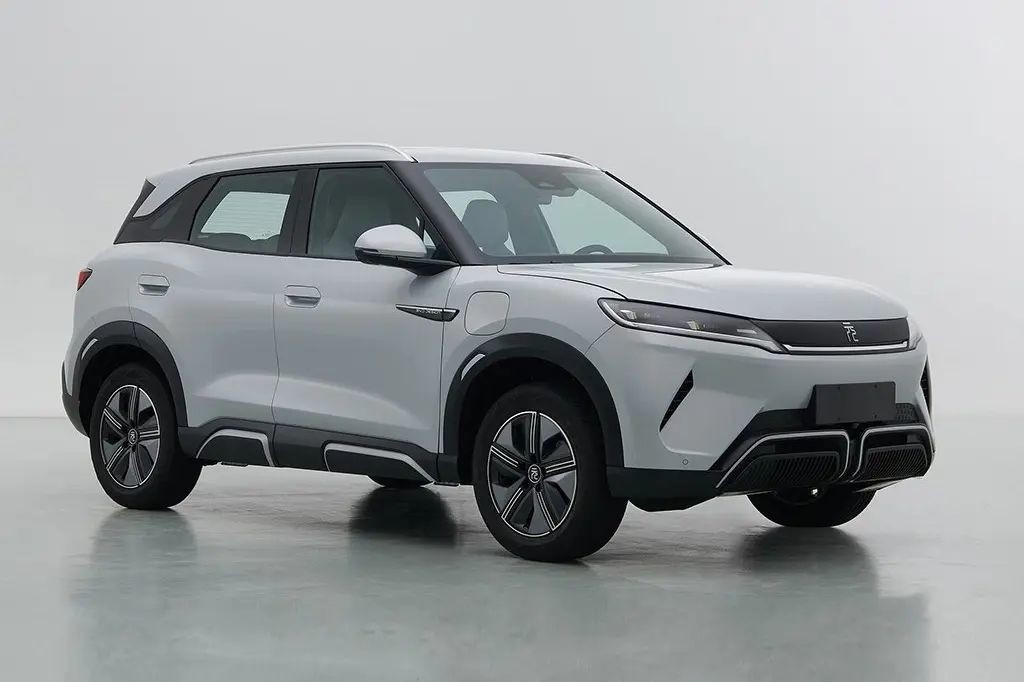 Ανακαλύψτε τη Δύναμη του BYD Yuan για την Ηλεκτρική Αυτοκίνηση Yuan UP για την Αστική Ζωή