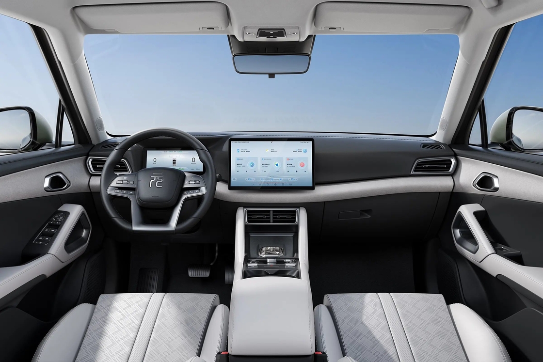 BYD Yuan UP προηγμένος επεξεργαστής και υψηλής ανάλυσης οθόνη για ανώτερη απόδοση