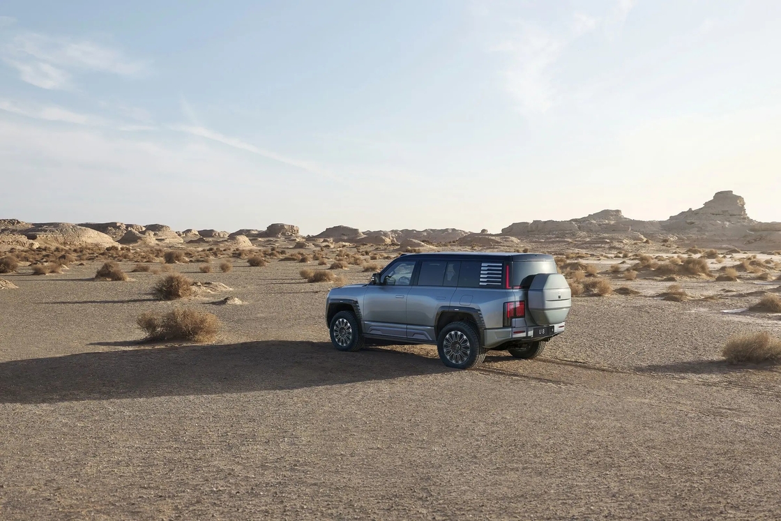 Νέο Off Road Jeep Ηλεκτρικό SUV 4X4 Οχήμα BYD Yangwang U8 Αναζητώντας αυτοκίνητο