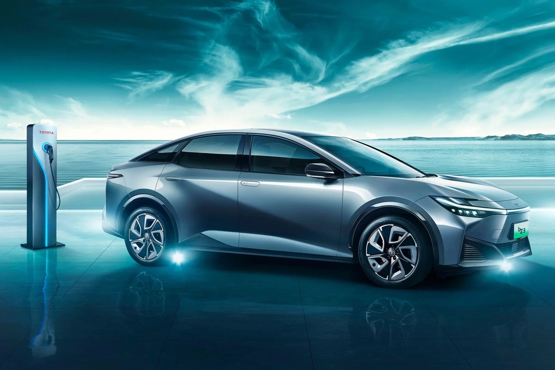 Μεσαίου μεγέθους Toyota Electric Sedan 517km Elite PRO Pure Electric Toyota Bz3 EV