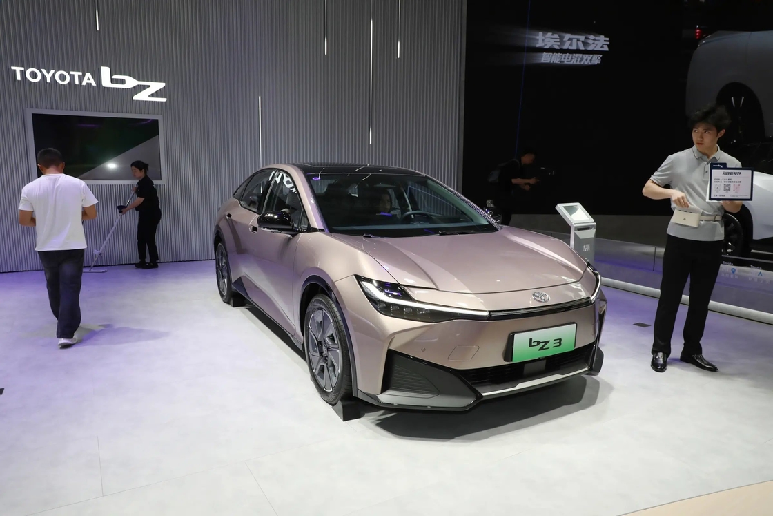 160 χλμ/ώρα Μέγιστη ταχύτητα Toyota BZ3 Ηλεκτρικό Σεντάν Μεσαίου μεγέθους Toyota EV αυτοκίνητα