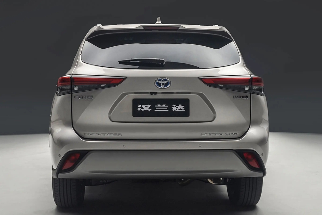 4 πόρτες 5 θέσεις Toyota Highlander αυτοκίνητο με καύσιμο τουρμποφορτιζόμενη ισχύ και υβριδικό σύστημα