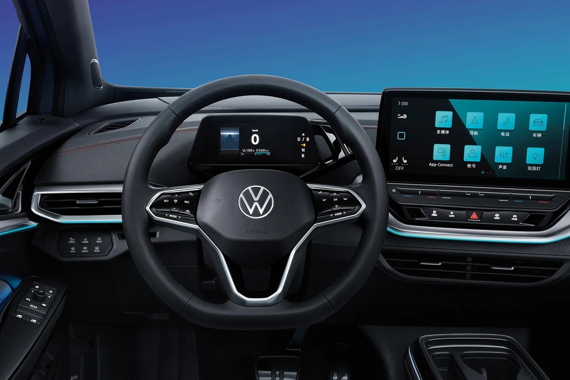Το ηλεκτρικό SUV Volkswagen ID.4 με διαισθητικά χειριστικά και μεγάλη οθόνη πληροφορικής