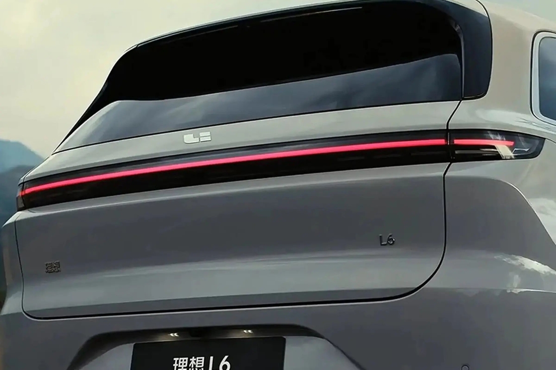 L6 Lixiang Ηλεκτρικό αυτοκίνητο 5 πόρτες 6 θέσεις SUV Για την οικογενειακή άνεση και το στυλ στο δρόμο