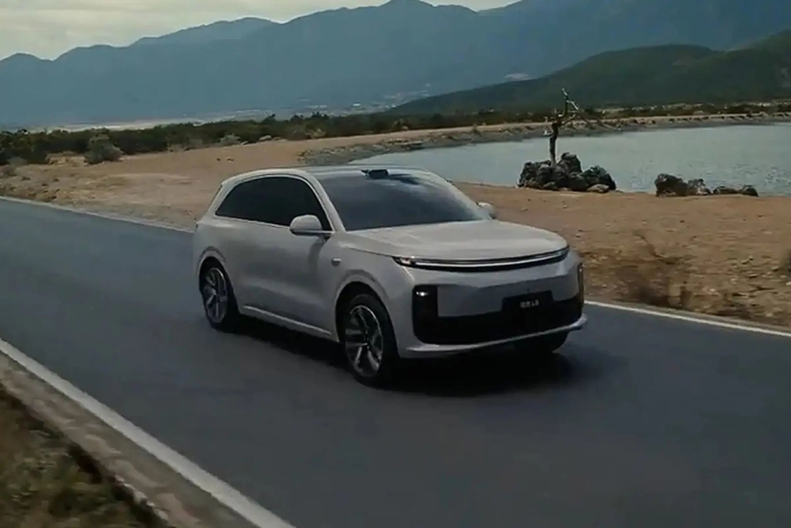 Το άνετο ηλεκτρικό αυτοκίνητο Lixiang L6 για τις αγορές των χωρών με 1,5 τόνους εκτετατή αυτονομίας και 1390 χιλιόμετρα αυτονομίας