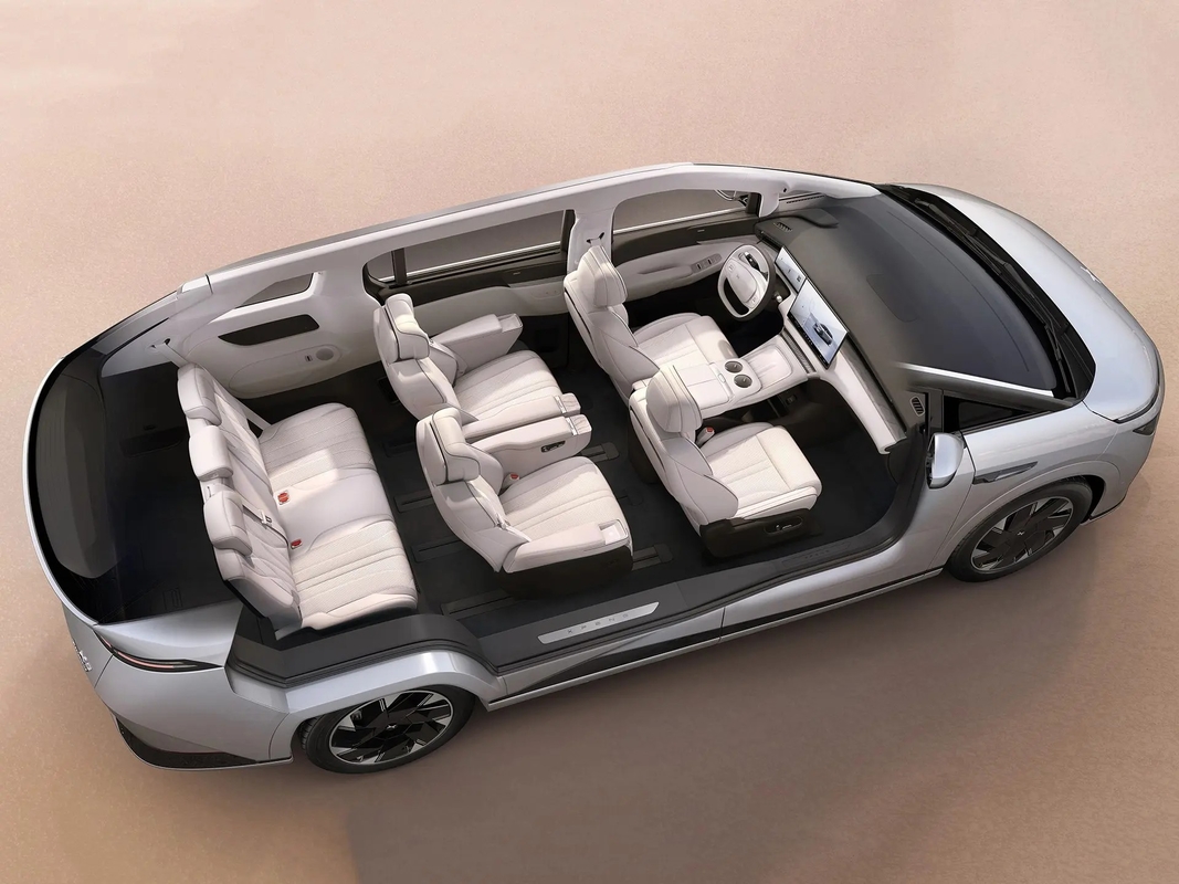 2024 Xpeng X9 702 Ultra Long Range Pro / Max Edition EV 7 θέσεων MPV με 320hp Νέο αυτοκίνητο FWD Euro VI Xpeng X9 Από την ΚίναV