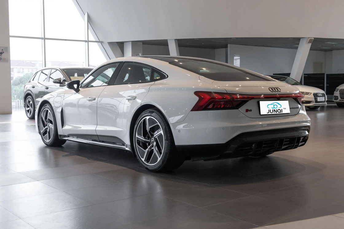 FAW AUDI RS E-Tron Gt 495km Ηλεκτρικό αυτοκίνητο για ενήλικες