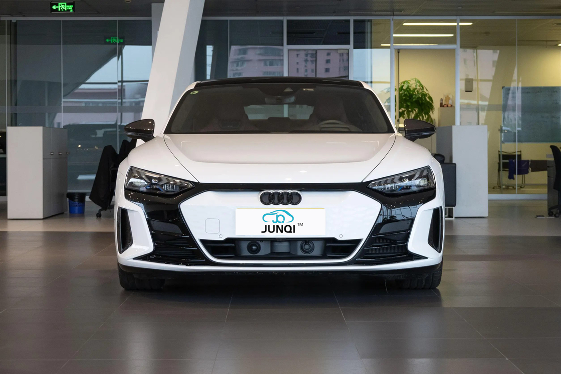 2024 Audi Q4 Etron Q5 Etron RS Etron Etron Gt Ηλεκτρικό όχημα 4 τροχών SUV EV Αυτοκίνητο για ενήλικες Νέο μεταχειρισμένο αυτοκίνητο Μεγάλη ταχύτητα Νέα ενέργεια Ηλεκτρικό αυτοκίνητο Ηλεκτρικό αυτοκίνητο