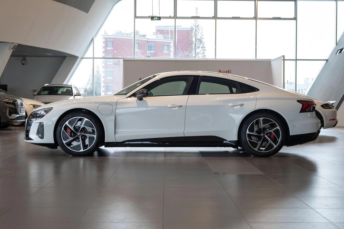 Χονδρικό Αεριοκίνητο Κινέζικο Audi Sport RS E-tron GT 2023 Model Basic Edition