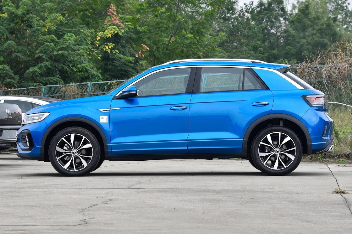 Volkswagen Car T-Roc 1.5t SUV Καύσιμο καυσίμου Χρησιμοποιημένο αυτοκίνητο Εμπορικά οχήματα καυσίμου Νέο αυτοκίνητο βενζίνης