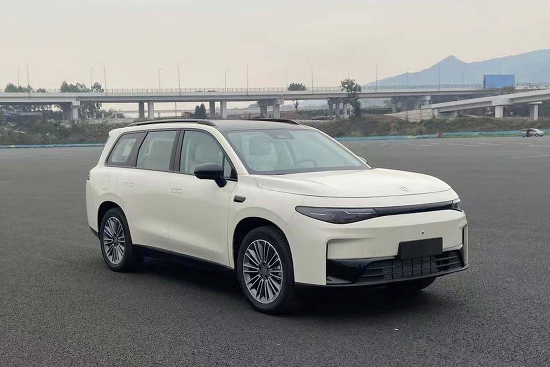 Ηλεκτρικό αυτοκίνητο Leapmotor Μεταβατική εμβέλεια 200 Έκδοση ευφυούς οδήγησης Τεχνολογία αιχμής