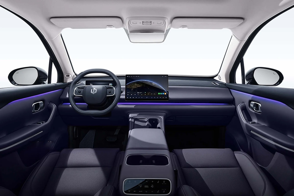Leapmotor Ηλεκτρικό αυτοκίνητο Zero Run C16 3 μοντέλα 10,25 ιντσών πλήρες πίνακα ελέγχου LCD για σαφή εμφάνιση πληροφοριών οδήγησης